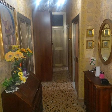 Il Nido Di Mamma E Babbo Apartment Civitavecchia Exterior photo